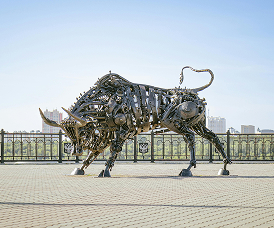 Discover high-quality garden statues and sculpture by Mass Sculpture